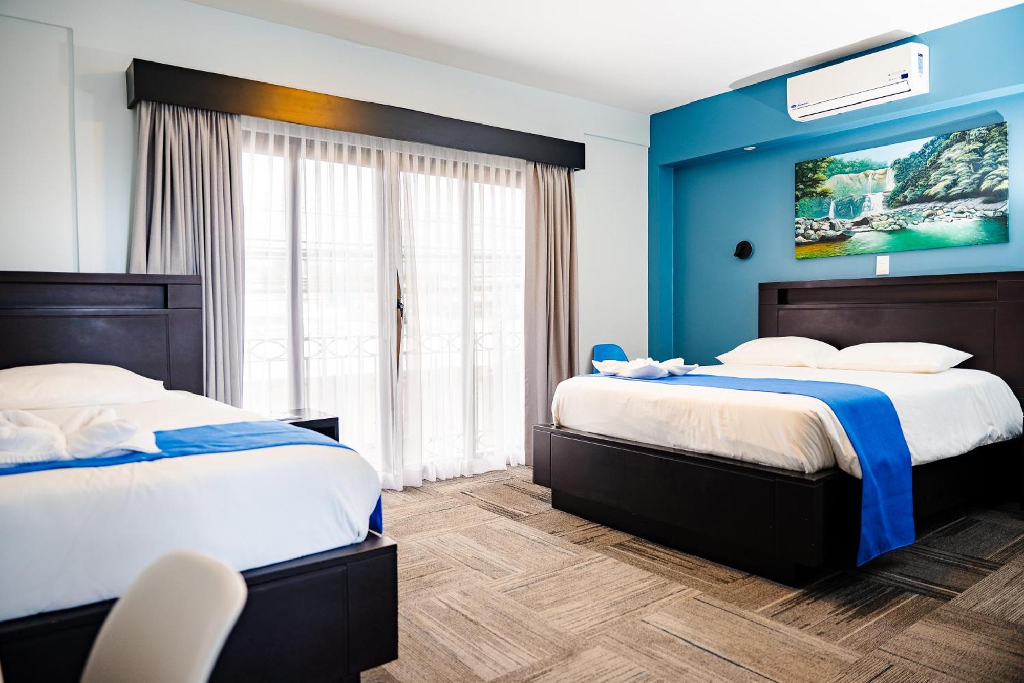 Hotel Luckys San Isidro De El General Extérieur photo